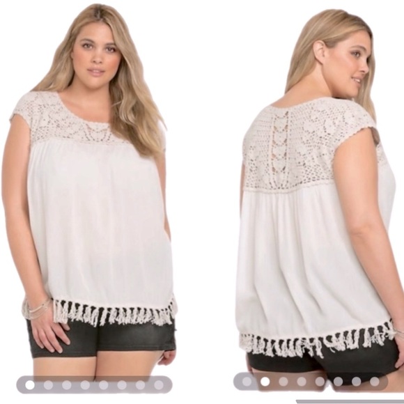 NWOT Torrid Gauze Crochet Boho Top with Fringe in Ivory Size 1 - Picture 1 of 6